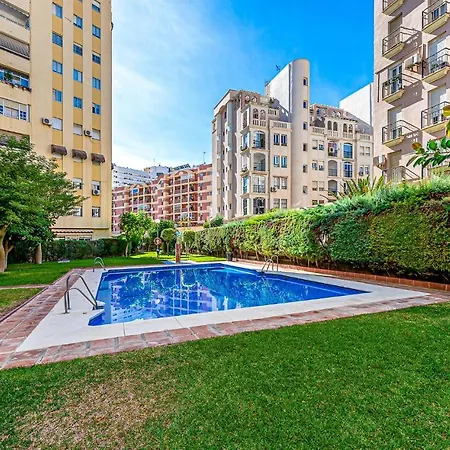 4 Bedroom In Apartment