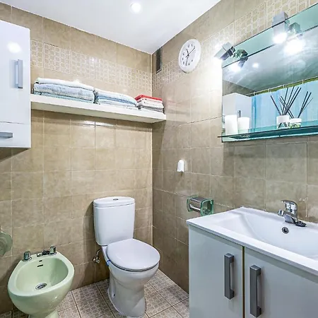 4 Bedroom In Apartment *